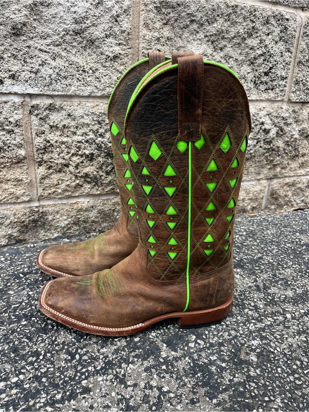 HP Anderson Bean Brown Leather Cowboy Boots with Neon Green Inlay. Men’s 9